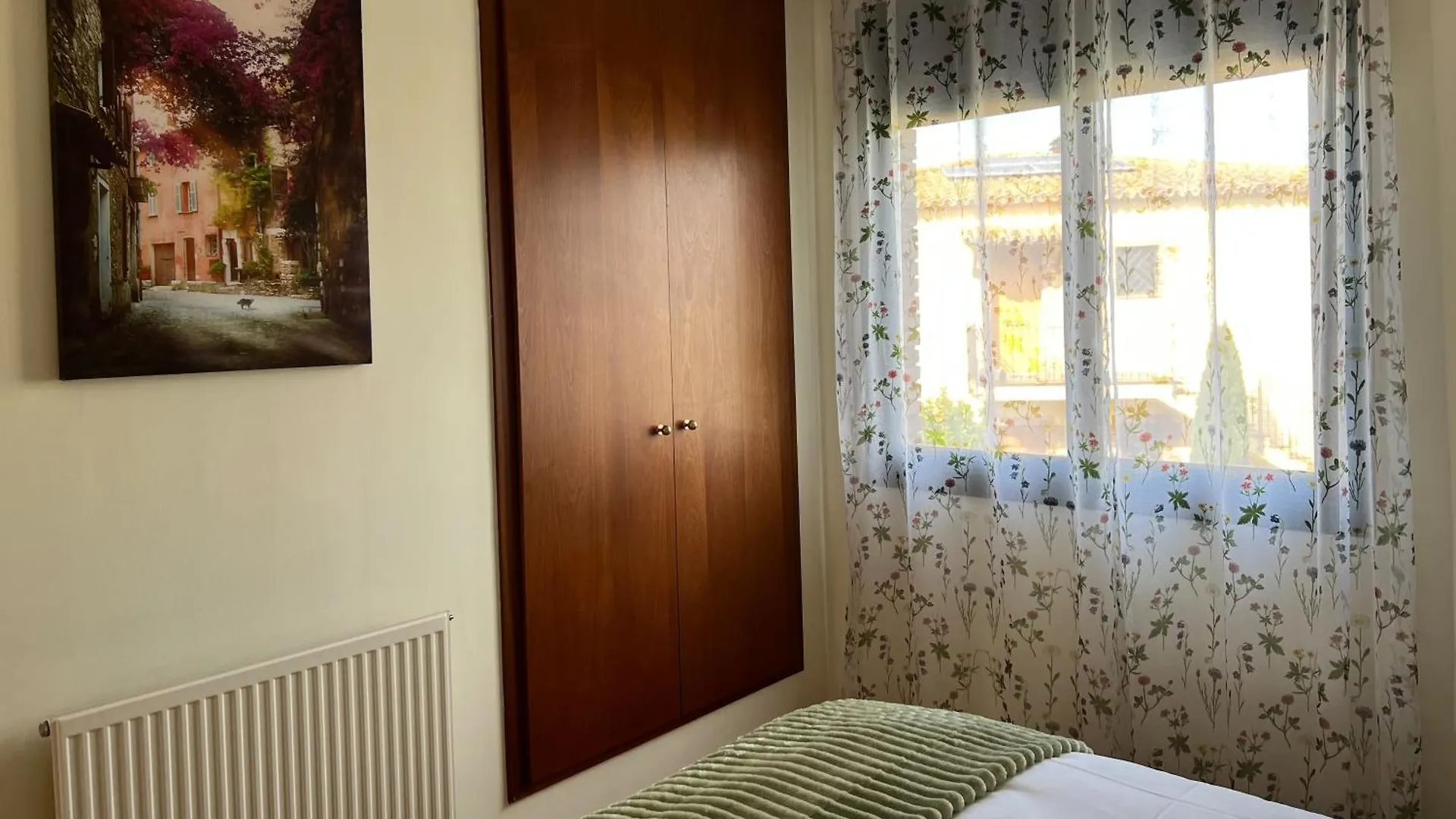 Pinea Apartment Vilacolum Spain